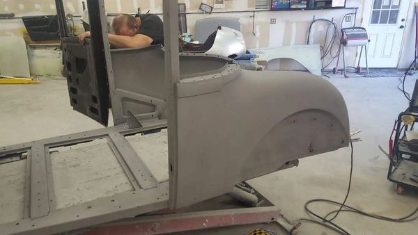 A 1929 Essex body work started