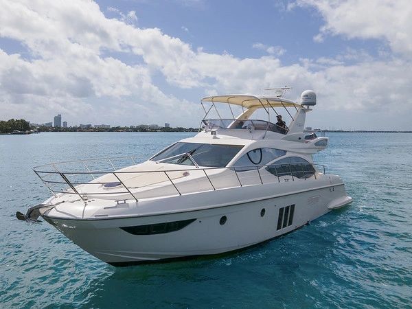 renting a yacht in miami, boat charter miami, party yacht miami, boat rental miami fl, party boat