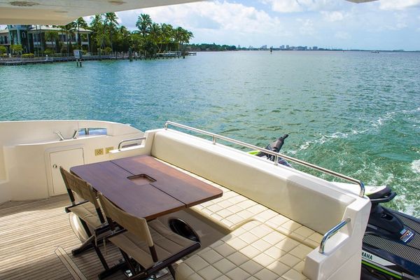 renting a yacht in miami, boat charter miami, party yacht miami, boat rental miami fl, party boat