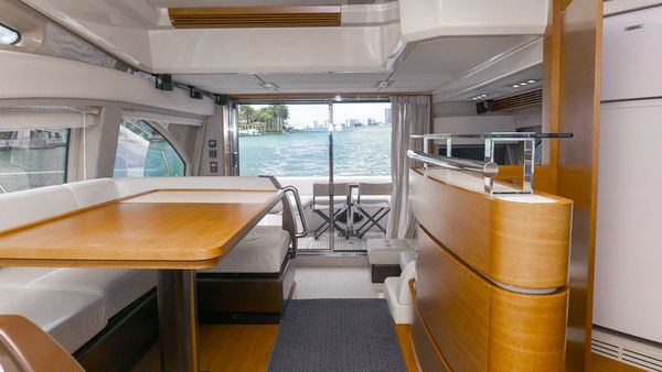 renting a yacht in miami, boat charter miami, party yacht miami, boat rental miami fl, party boat