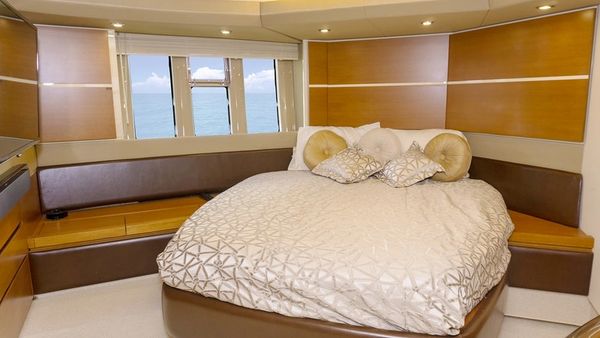 renting a yacht in miami, boat charter miami, party yacht miami, boat rental miami fl, party boat