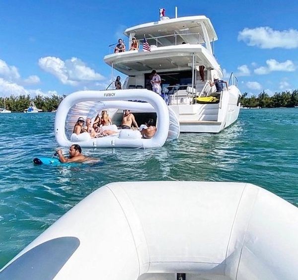 power catamaran charter miami florida, catamaran rental miami beach, best catamaran rentals in miami