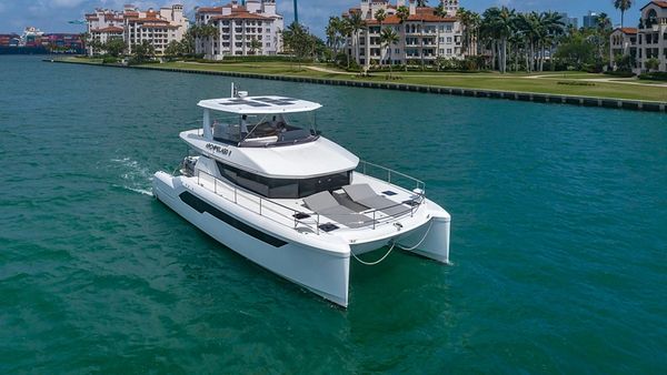 power catamaran charter miami florida, catamaran rental miami beach, best catamaran rentals in miami