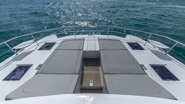 power catamaran charter miami florida, catamaran rental miami beach, best catamaran rentals in miami