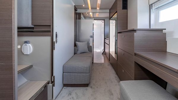 power catamaran charter miami florida, catamaran rental miami beach, best catamaran rentals in miami