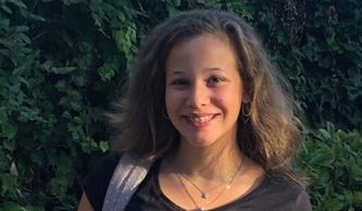 LAMDA Acting and Musical Theatre student