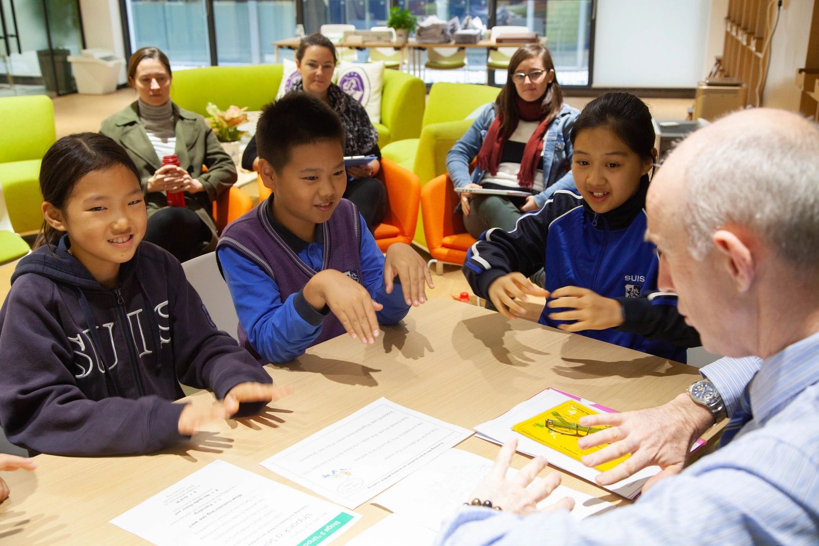Brian demonstrating guided reading for teachers