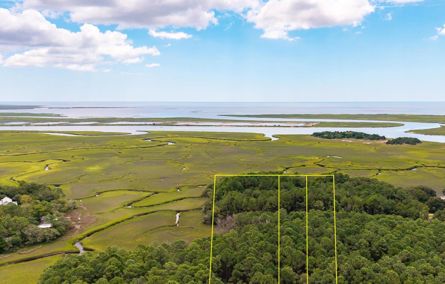 00 Hwy 17 McClellanville, SC 29458