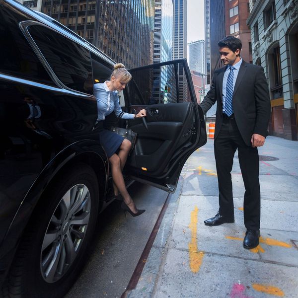 Richmond, TX Limousine Services - Airport transfers, corporate travel, special occasions, and more