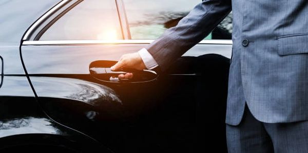Why Choose Our Limousine Service in Richmond, TX - Excellence, safety, professionalism, and luxury.