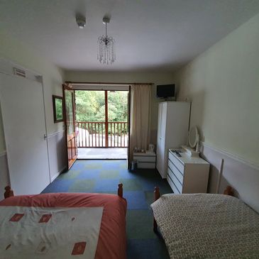 Falcon Retreat room interior