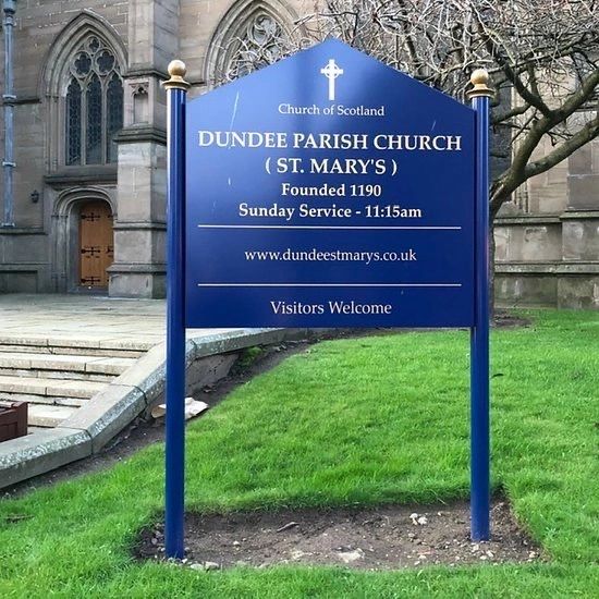 Signage outside of Dundee Parish Church, St Mary's