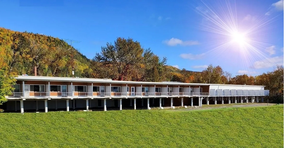 Chambres de motel avec vue - balcons intimes
