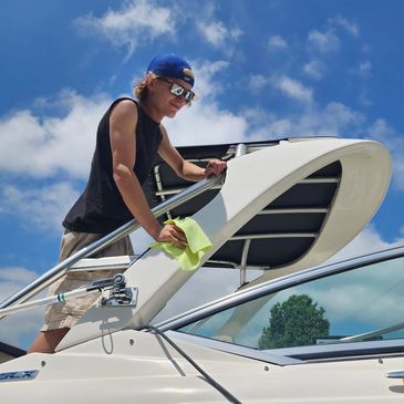 professional boat pressure washing