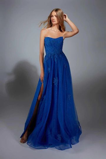 Aerie Couture 300 Cambridge GTA Kitchener Waterloo high slit formal prom strapless corset style lace