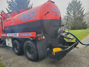 septic pumping/cleaning
