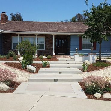 Low maintenance landscape front yard in Claremont, CA.