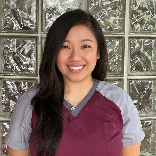Tracy Kha Vu, New Orleans Louisiana, EDDA, Dental Assistant, Orthodontic Assistant