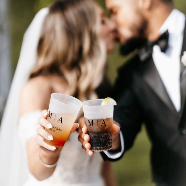 Chattanooga Bar Cart Mobile Bartenders | Wedding Bartenders for Hire | Bartending Services