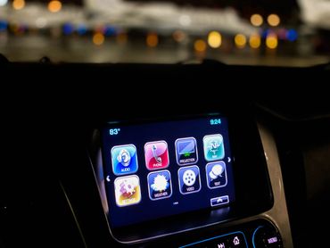 Tequesta Airport Car and Limousine Service Voncarlimo in West Palm Beach, Florida