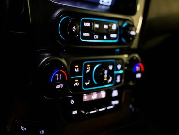 Tequesta Airport Car and Limousine Service Voncarlimo in West Palm Beach, Florida