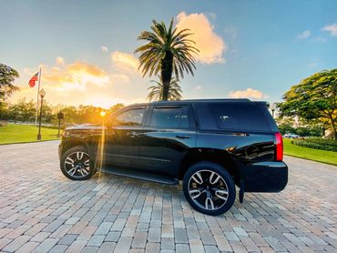 palm beach gardens limo service, palm beach gardens airport limousine, 3472387003, voncarlimo