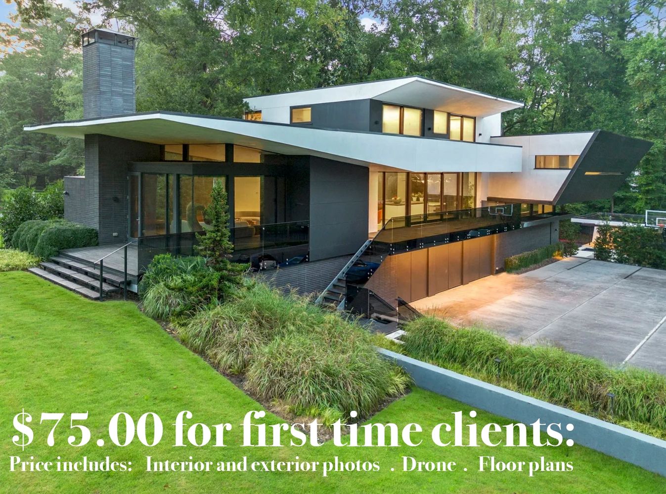 Modern house with a promotional offer for photography services.