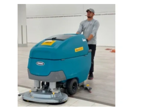 Post-construction store cleaning