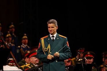 Gennadiy Sachenyuk, Alexandrov maestro on stage with the Red Army Choir Alexandrov