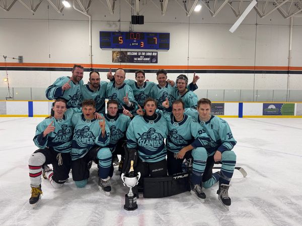Div 2 - True North Islanders
