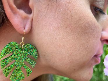 Monstera earring