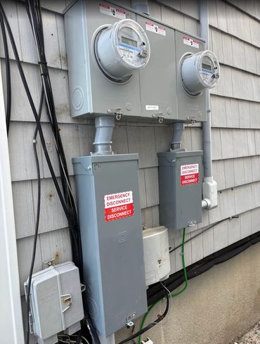 Coastal Electric installed an upgraded multi-meter electrical service for a multi-unit property.