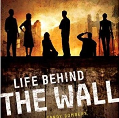 Life Behind the Wall (audiobook) by Robert Elmer