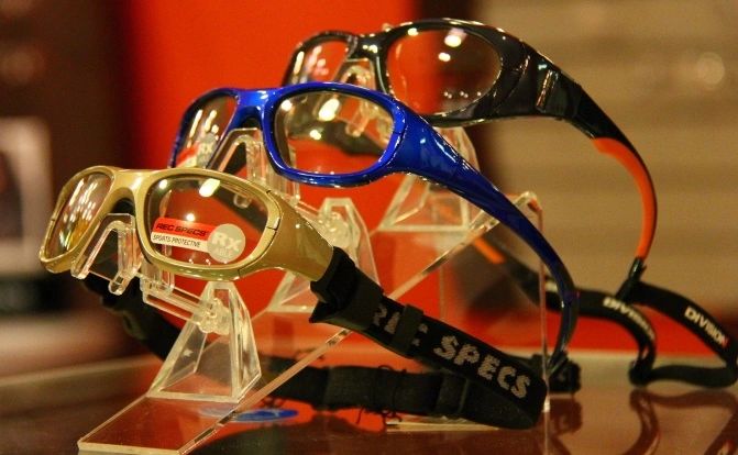 Eyewear (Rec Specs) and Professional Athletes