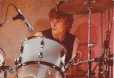 Phil ready to rock out.