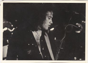 Ric most likely at Bunratty's in Allston 1984.