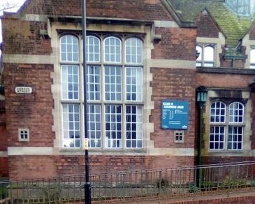 Gainsborough Library is in Cobden Street adjacent to the Old Hall.