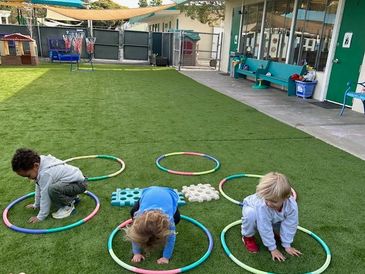 COOS Outdoor fun with hula hoops