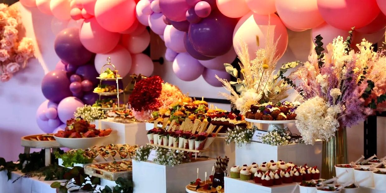 event catering with canapes and finger food serving sweets and savouries