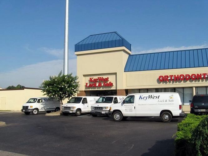 KeyWest Lock & Safe store front with mobile fleet