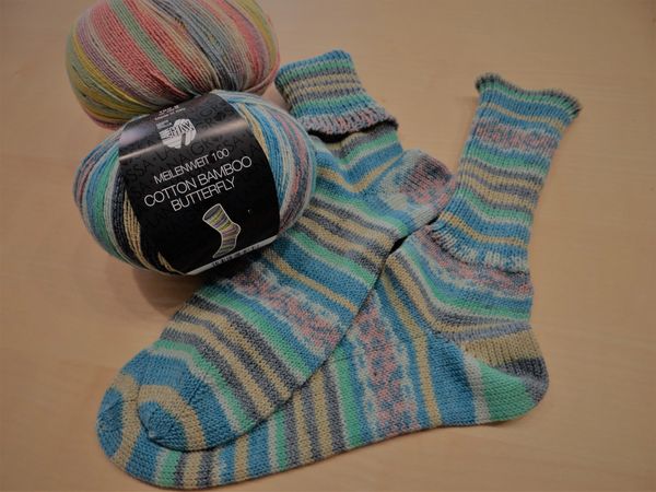 Wolle
Wernigerode
Harz
Socken
Stricken
Häkeln
Harzer Zipfelmütze
Mützen
Schal
Loop 
Strickanleitung