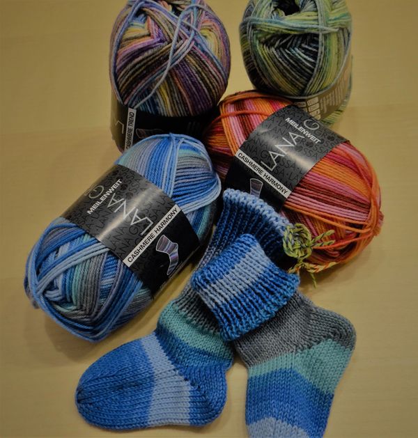 Wolle
Wernigerode
Harz
Socken
Stricken
Häkeln
Harzer Zipfelmütze
Mützen
Schal
Loop 
Strickanleitung