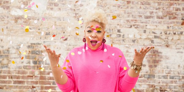 #creativephotographer#pinkshirt#pinkandred#confetti #outsideshoot#africanamericanwoman #smiling #NC