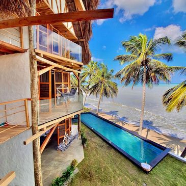 Arquitectura vernacular de RCH LUXURY HOTEL & POOL