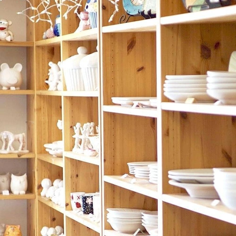 Bisque Shelves