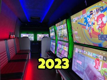 Gaming Bus Party for Slough. Gaming Bus for Children's Birthday Parties. Gaming Van. Gamer Bus.