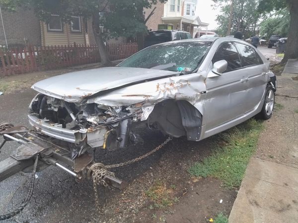 Cash For Junk Cars in Philadelphia. Scrap Cars in Philly. Cars For Cash. Tow Truck. Auto Wrecker.