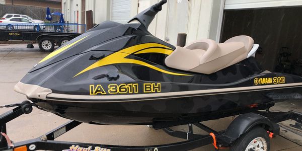 Cut Vinyl Custom Boat Graphics
