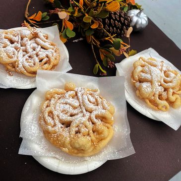 st louis funnel cakes fresh made carnival food catering party employee wedding reception hand snacksd