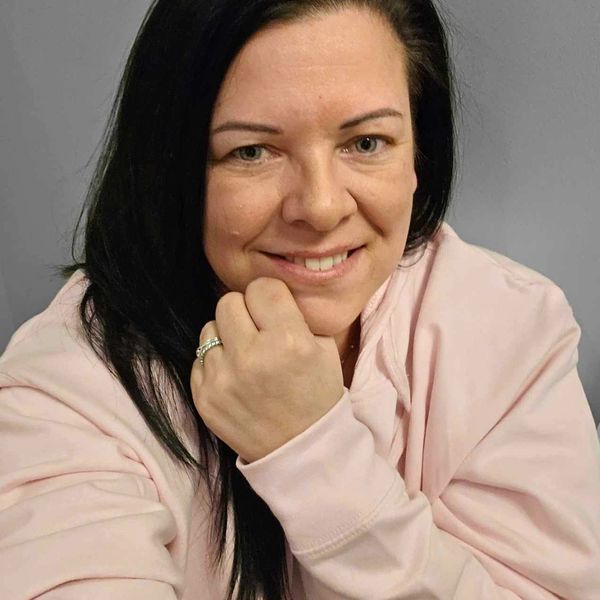 Madame Karine, orthopédagogue
Interventions spécialisées pour enfants
 éducative professionnelle